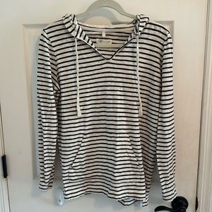 Lou & Grey Hooded Top